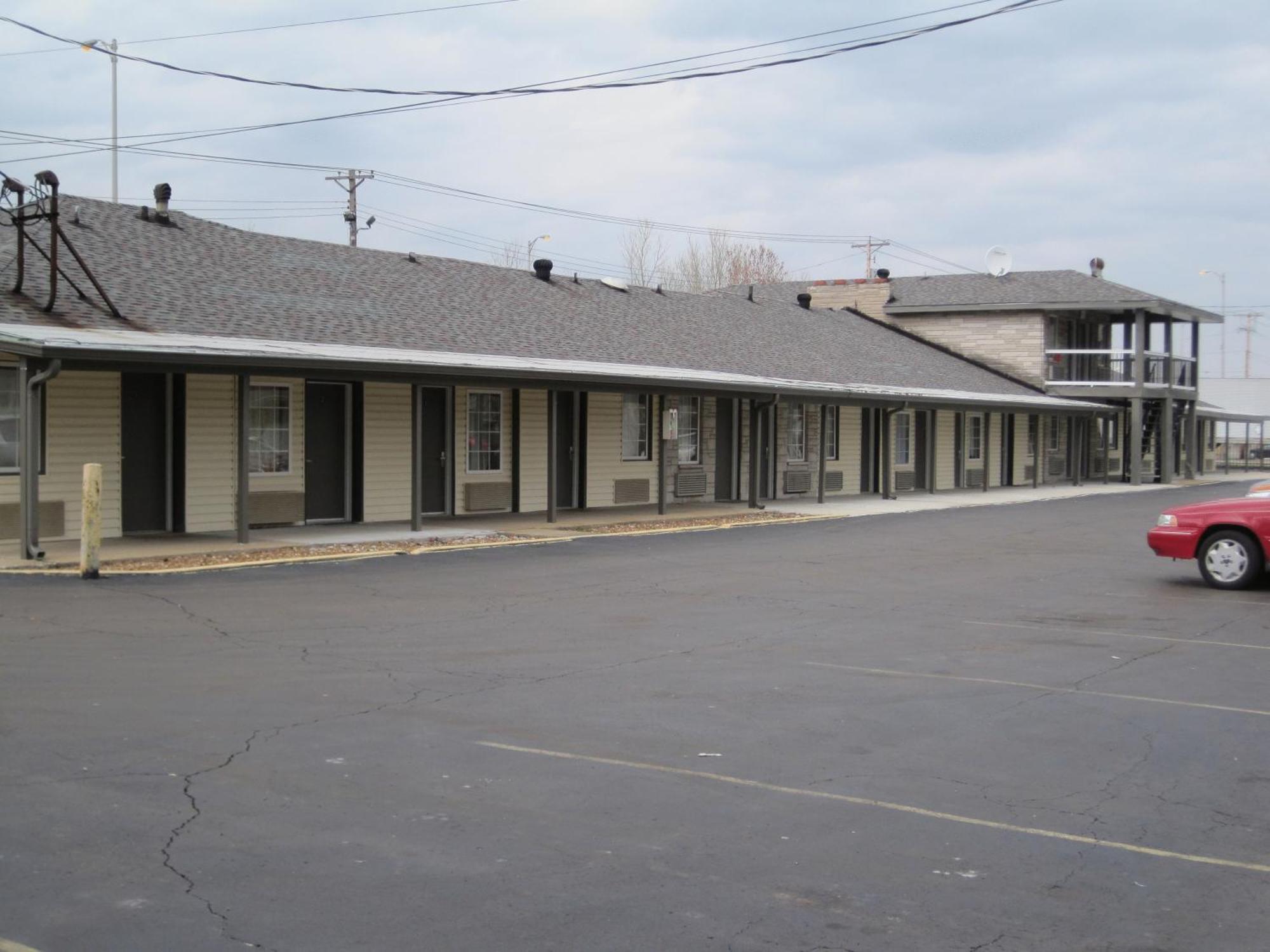 Royal Relax Inn Fairmont City Exterior foto